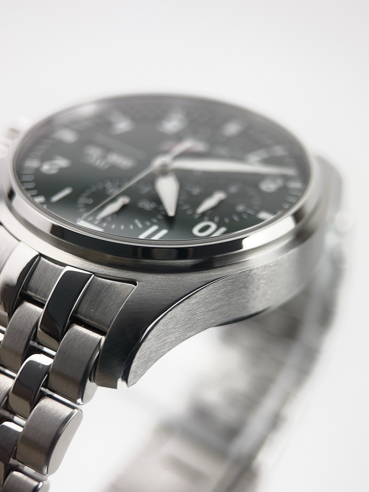 IWC Pilot Stainless Steel Green Dial 41mm Automatic Movement Men's Watch IW38804