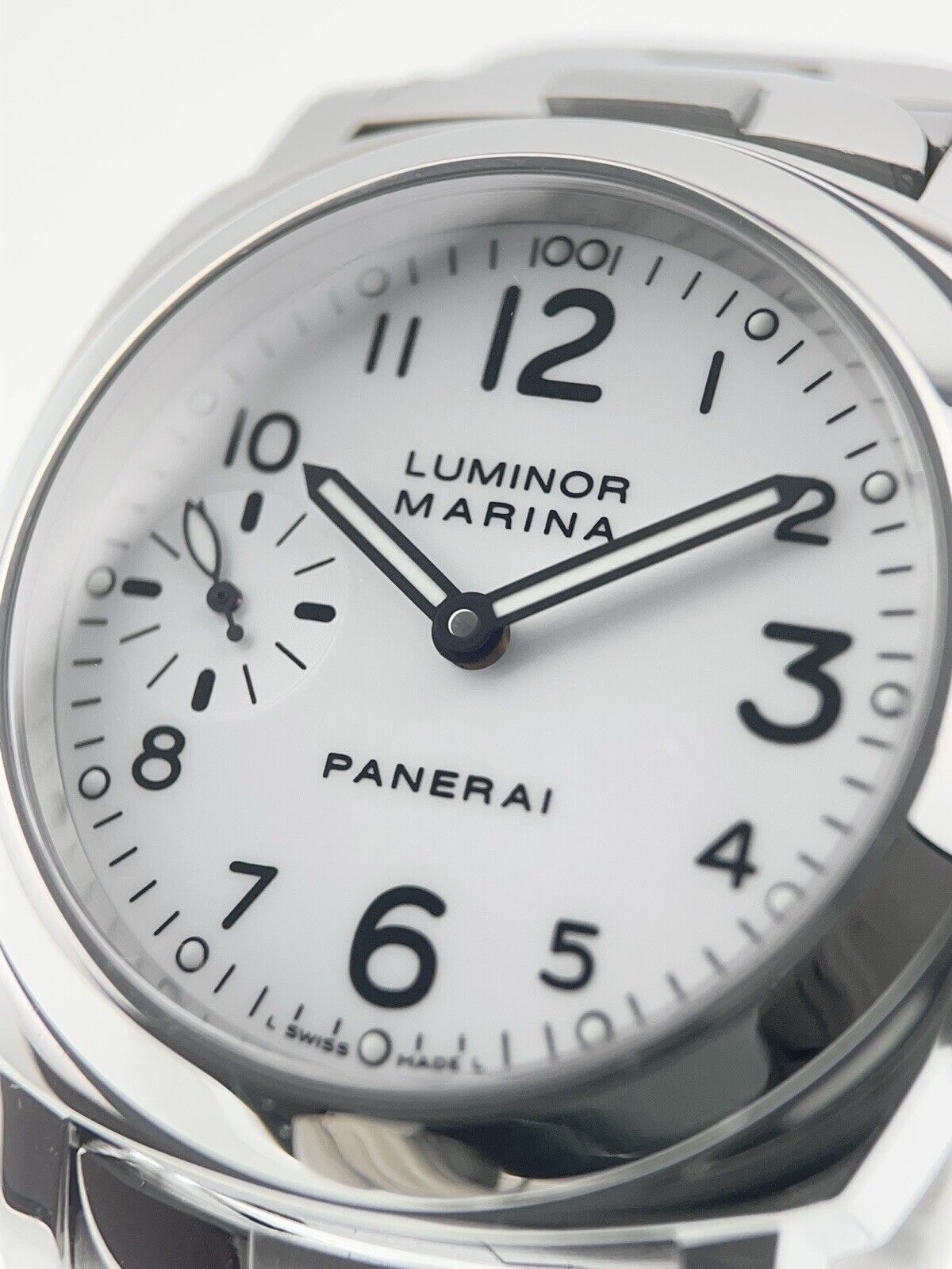 Panerai Luminor Marina Steel White Dial 44mm Manual Wind Men’s Watch PAM00113