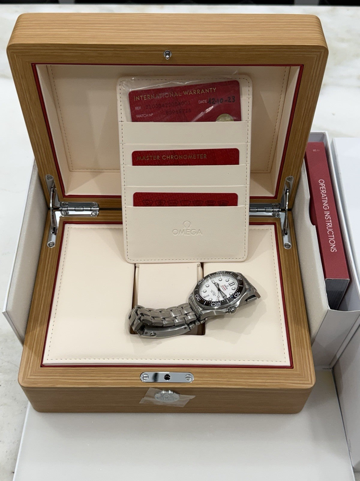 2023 Omega Seamaster Steel White Dial 42mm Automatic Watch 210.30.42.20.04.001
