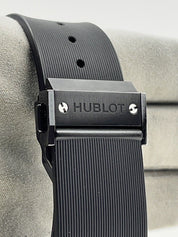 Hublot Big Bang Black Magic Ceramic 44mm Automatic Men’s Watch 301.CI.1770.RX