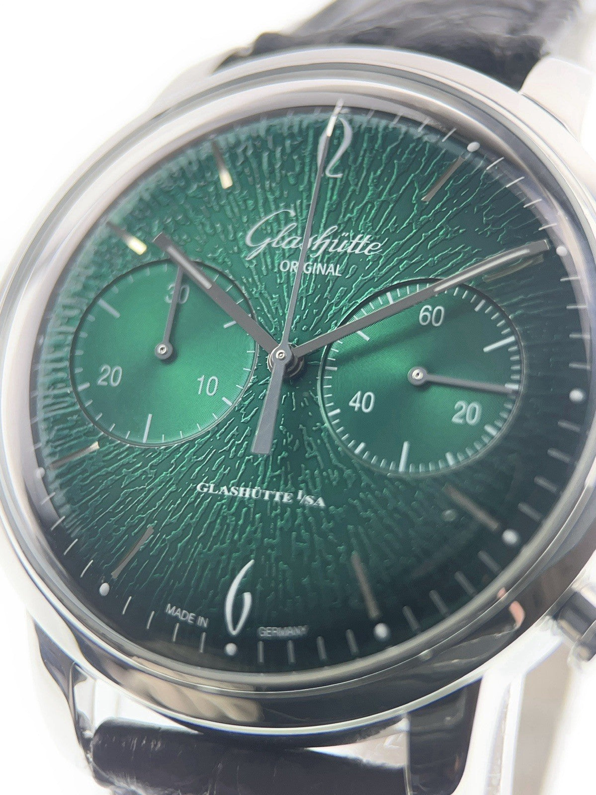 Glashutte Original Steel Green Dial 42mm Automatic Men’s Watch 1-39-34-05-22-04