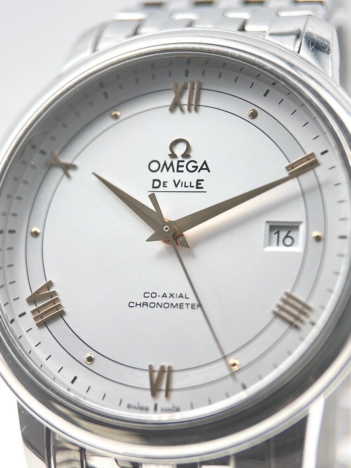 Omega De Ville Prestige Automatic Steel Mens Bracelet Watch 424.10.40.20.02.002