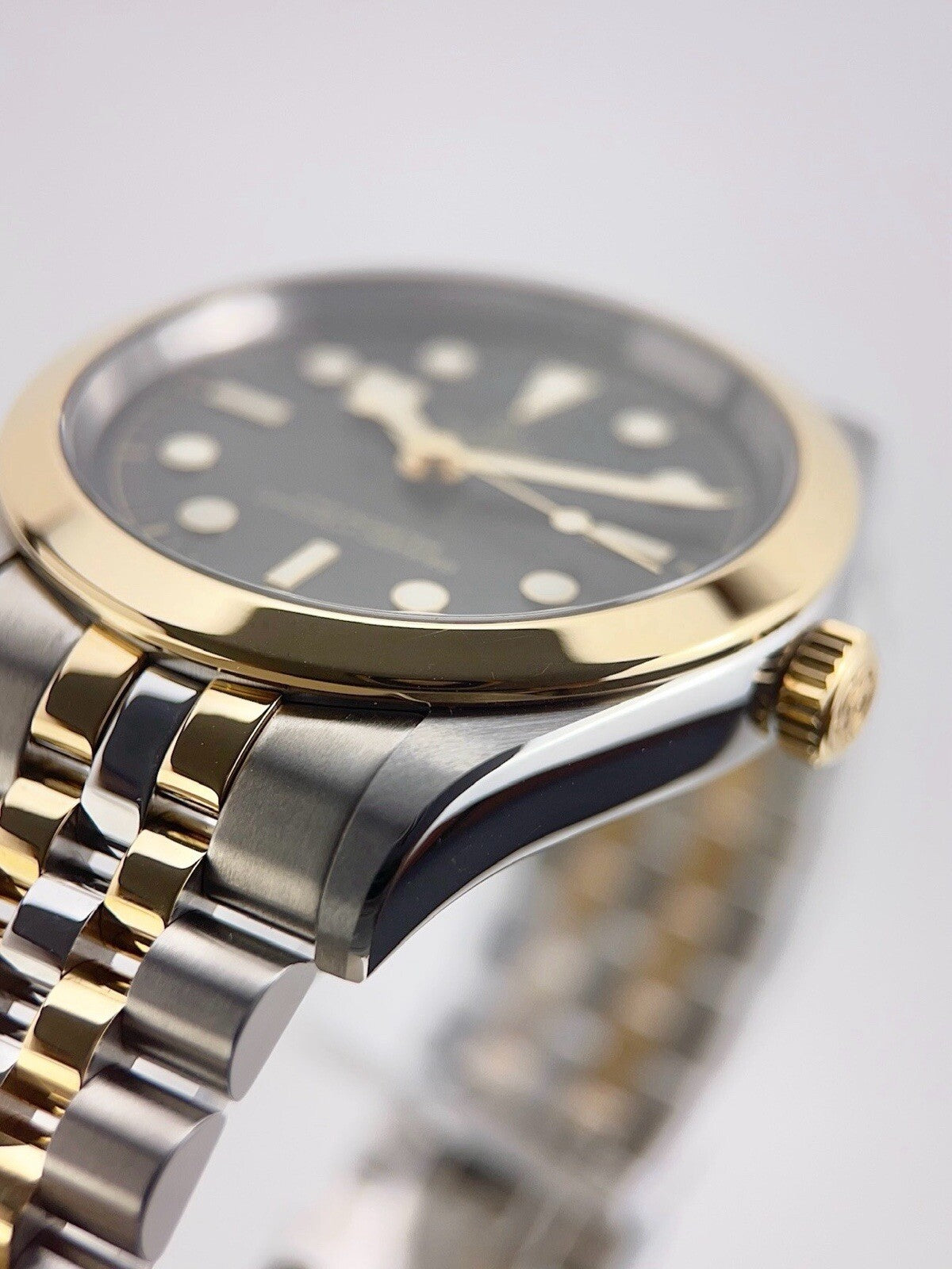 NEW 2025 Tudor Black Bay Steel & Gold Black 41mm Men’s Watch 79683 - Box/Papers