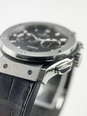 Hublot Classic Fusion Titanium Black Dial 42mm Auto Men's Watch 541.NX.1171.LR