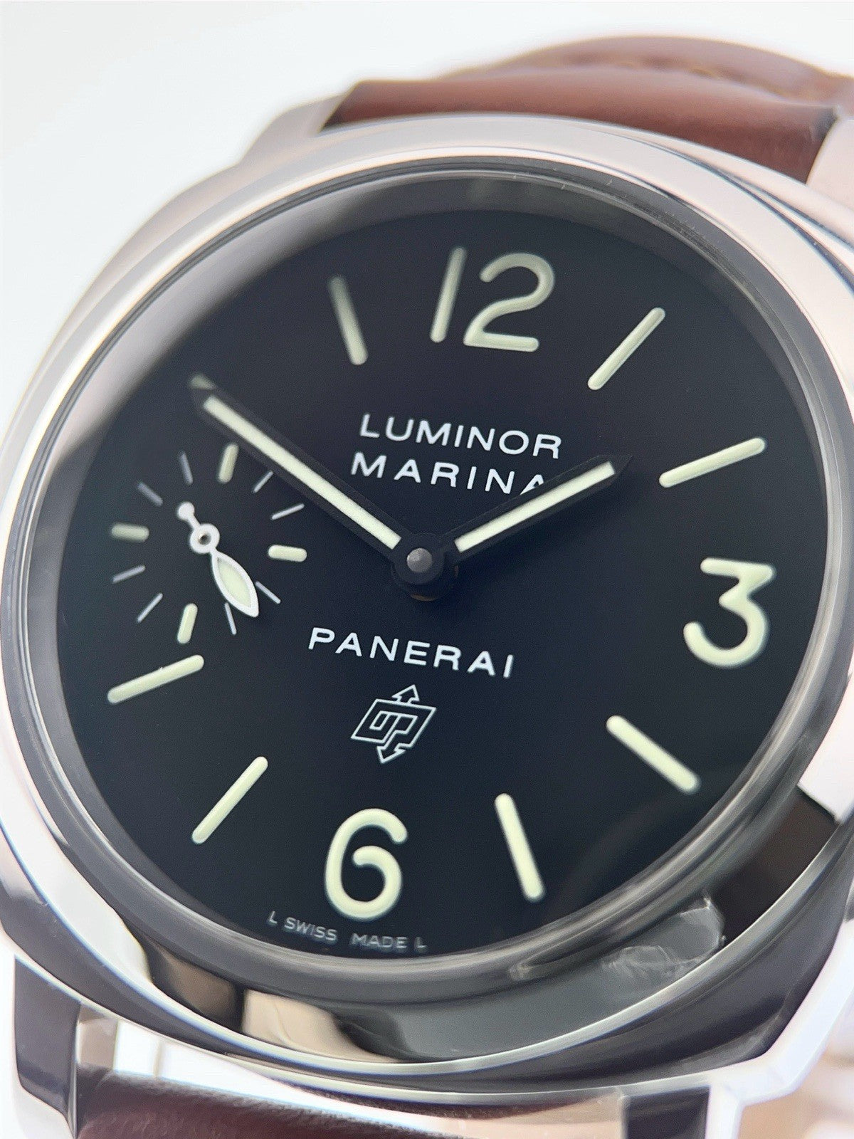 Panerai Luminor Marina Steel Black Dial 44mm Manual Wind Men's Watch PAM01005