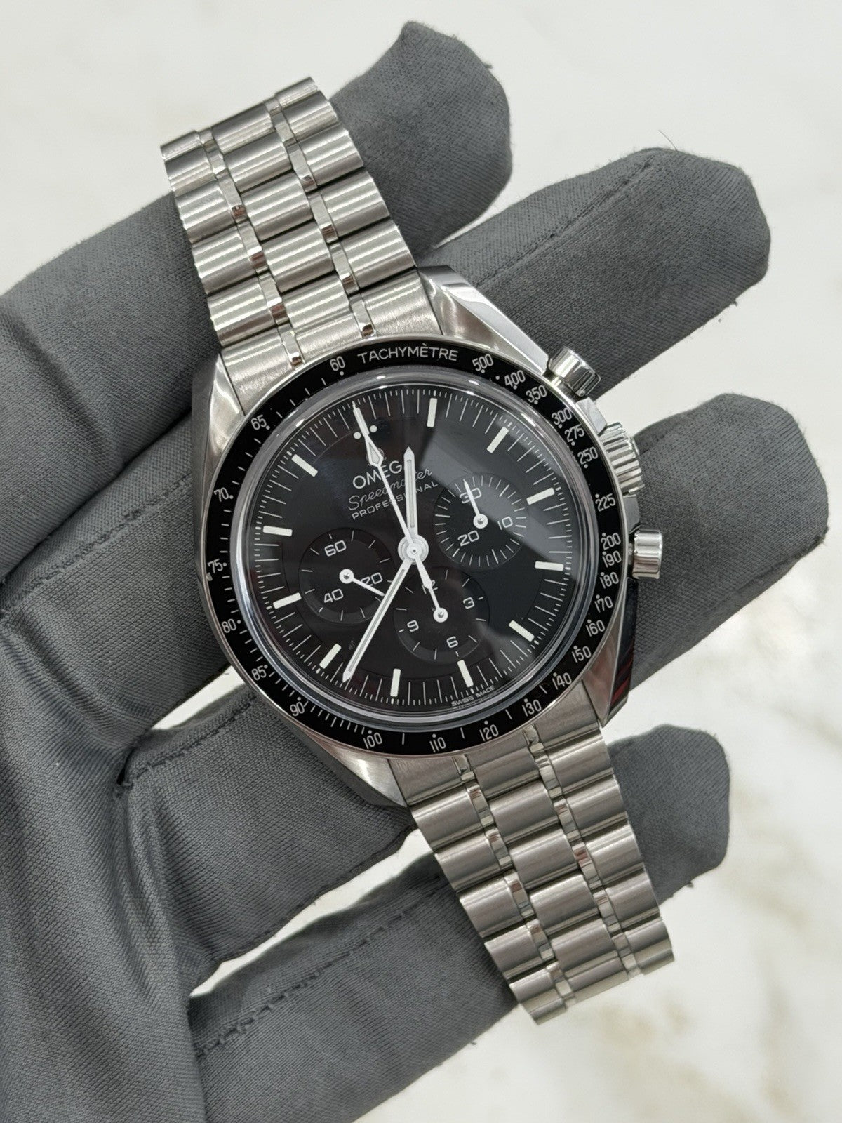 2022 Omega Speedmaster Moonwatch 42mm Black Sapphire Watch 310.30.42.50.01.002