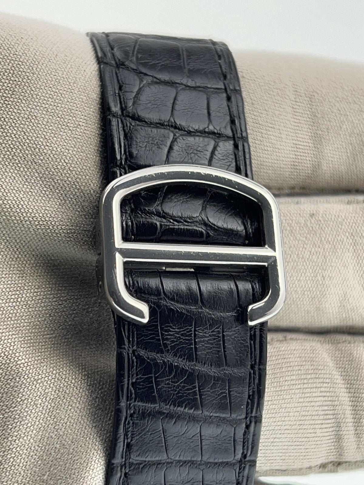 Cartier Drive de Cartier Steel Silver Dial 40mm Automatic Men's Watch WSNM0008