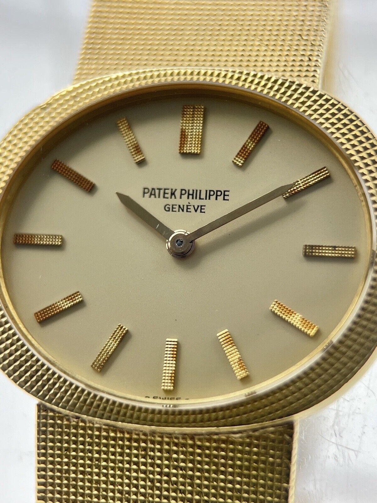 Patek Philippe Ellipse Ref 3581 Full 18K Yellow Gold Manual Winding Wrist Watch