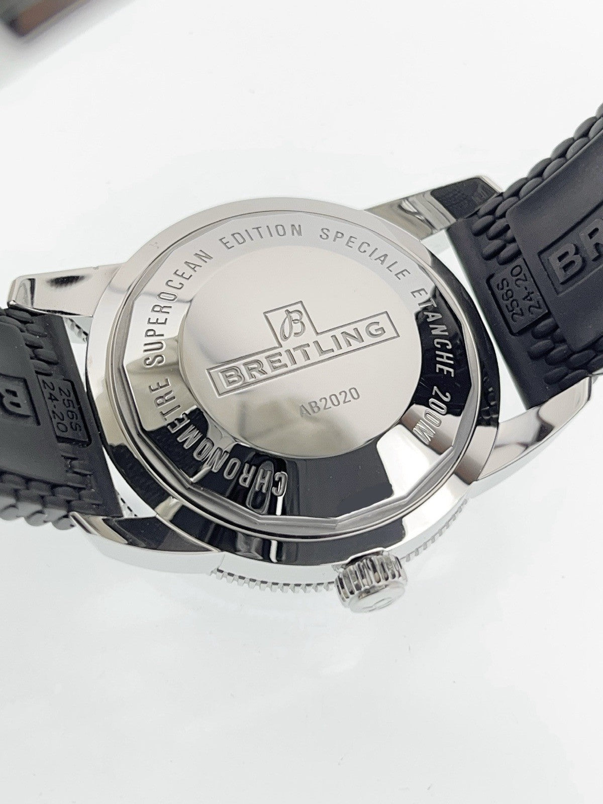 Breitling Superocean AB2020