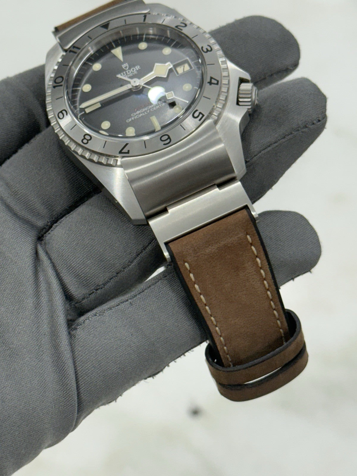 2019 Tudor Black Bay P01 Automatic 42mm Stainless Steel Mens Strap Watch 70150