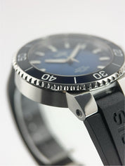 Oris Aquis Date Cal 400 Steel Blue Dial 41.5mm Automatic Men's Watch 7769