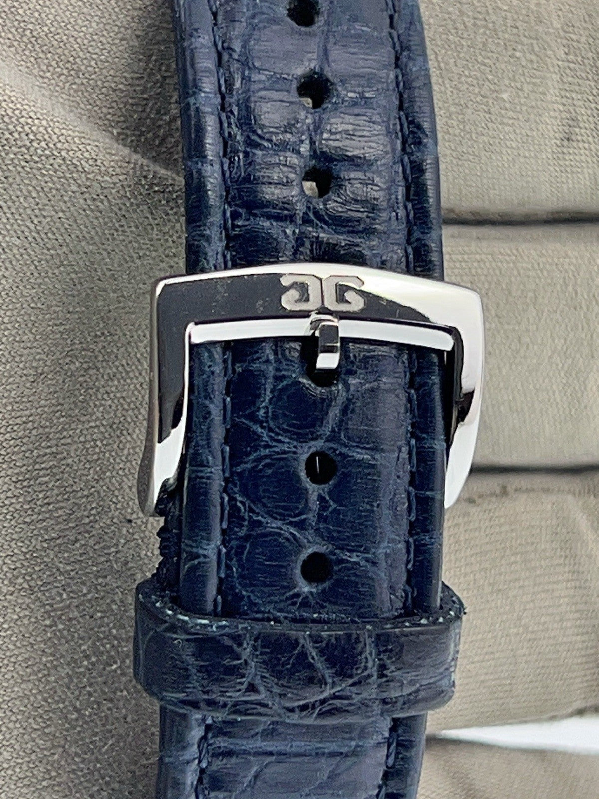 Glashutte Original Sixties Steel Blue Dial 39mm Automatic Mens 1-39-52-06-02-04