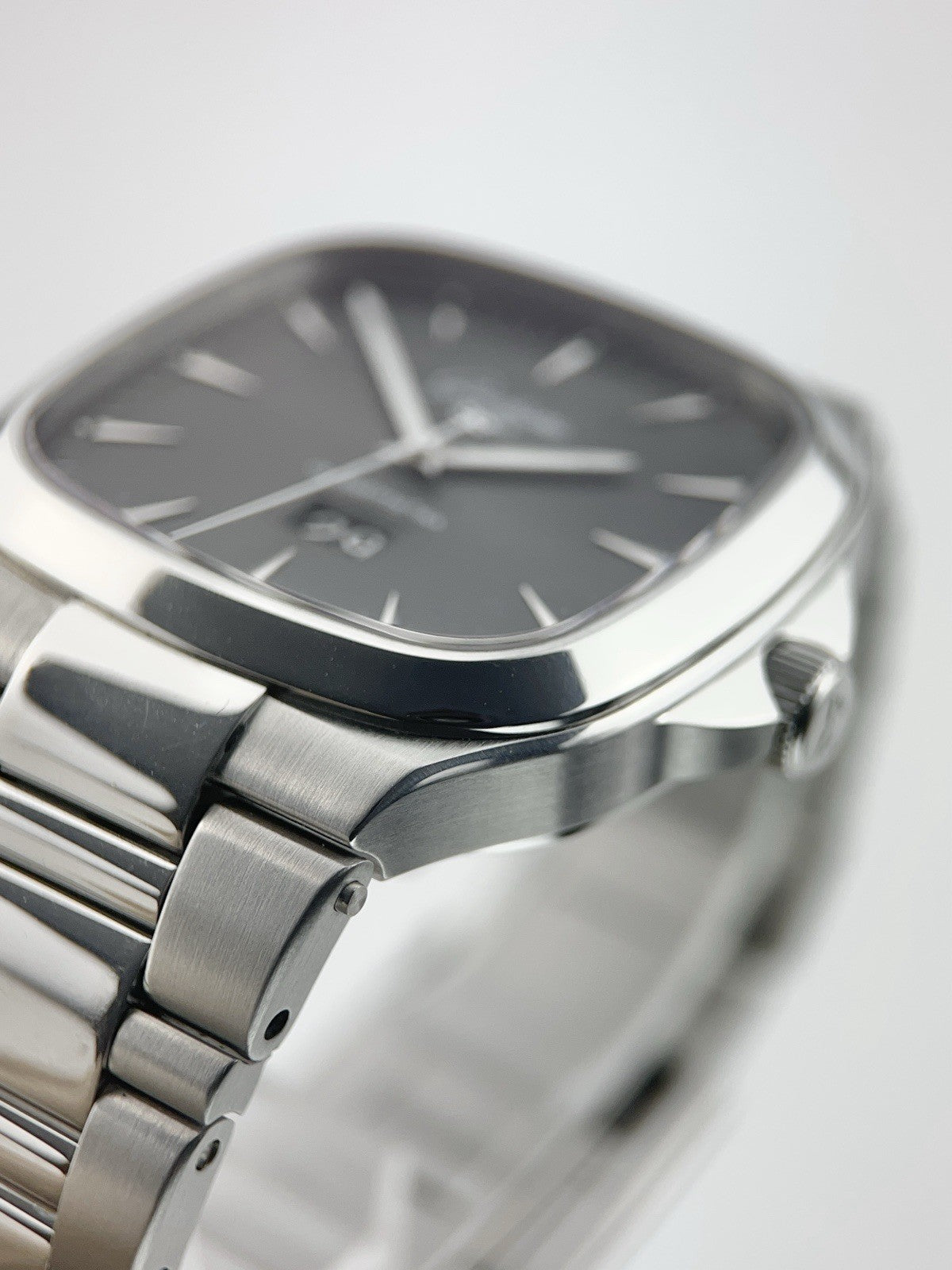 Glashutte Original Seventies Steel Grey Dial 40mm Auto Men's 2-39-47-12-12-14