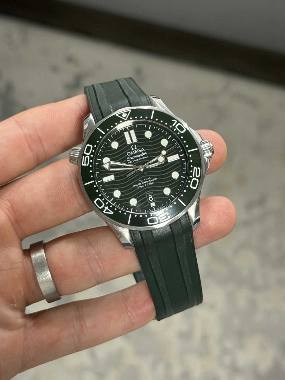 2026 Omega Seamaster Diver Steel Green Dial 42mm Auto Men’s 210.32.42.20.10.001