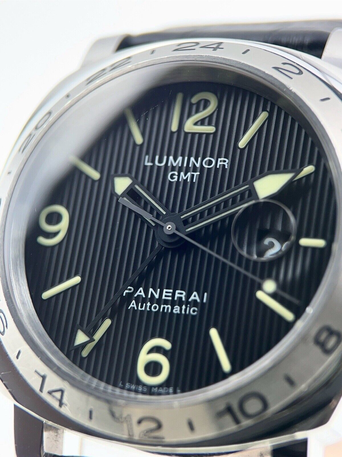 Panerai Luminor GMT Steel Black 44mm Automatic Men’s Watch PAM00029 - Box/Papers