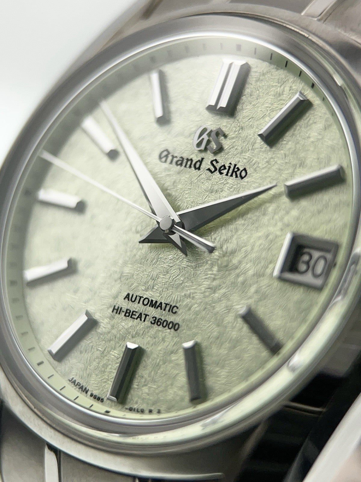 NEW 2025 Grand Seiko Heritage Titanium Green Dial 38mm Automatic WatchSBGH343G
