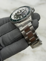 NEW 2026 Breitling Superocean Green Dial 44mm Automatic Men's Watch A17376