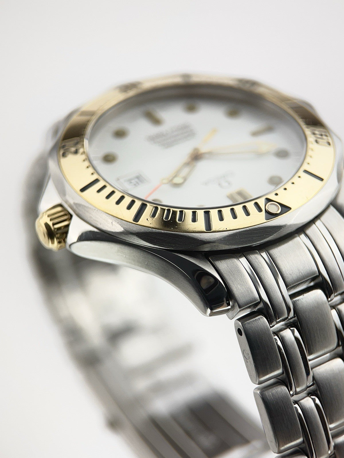 Omega Seamaster Gold & Steel White Dial 41mm Automatic Men's Watch 2352.20