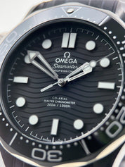 Omega Speedmaster Ceramic Black 44mm Automatic Men’s Watch 210.92.44.20.01.001