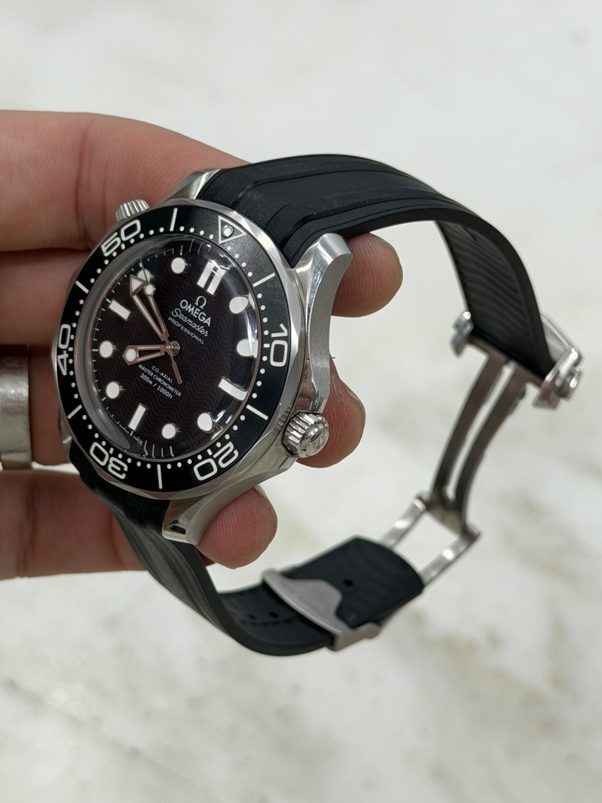 Omega Seamaster Diver Stainless Steel Black Dial 42mm Watch 210.32.42.20.01.003