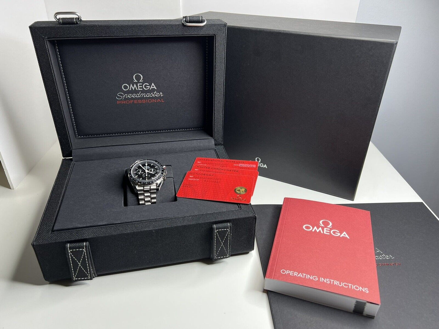 2024 NEW Omega Speedmaster 310.30.42.50.01.002 SAPPHIRE SANDWICH 42mm Watch
