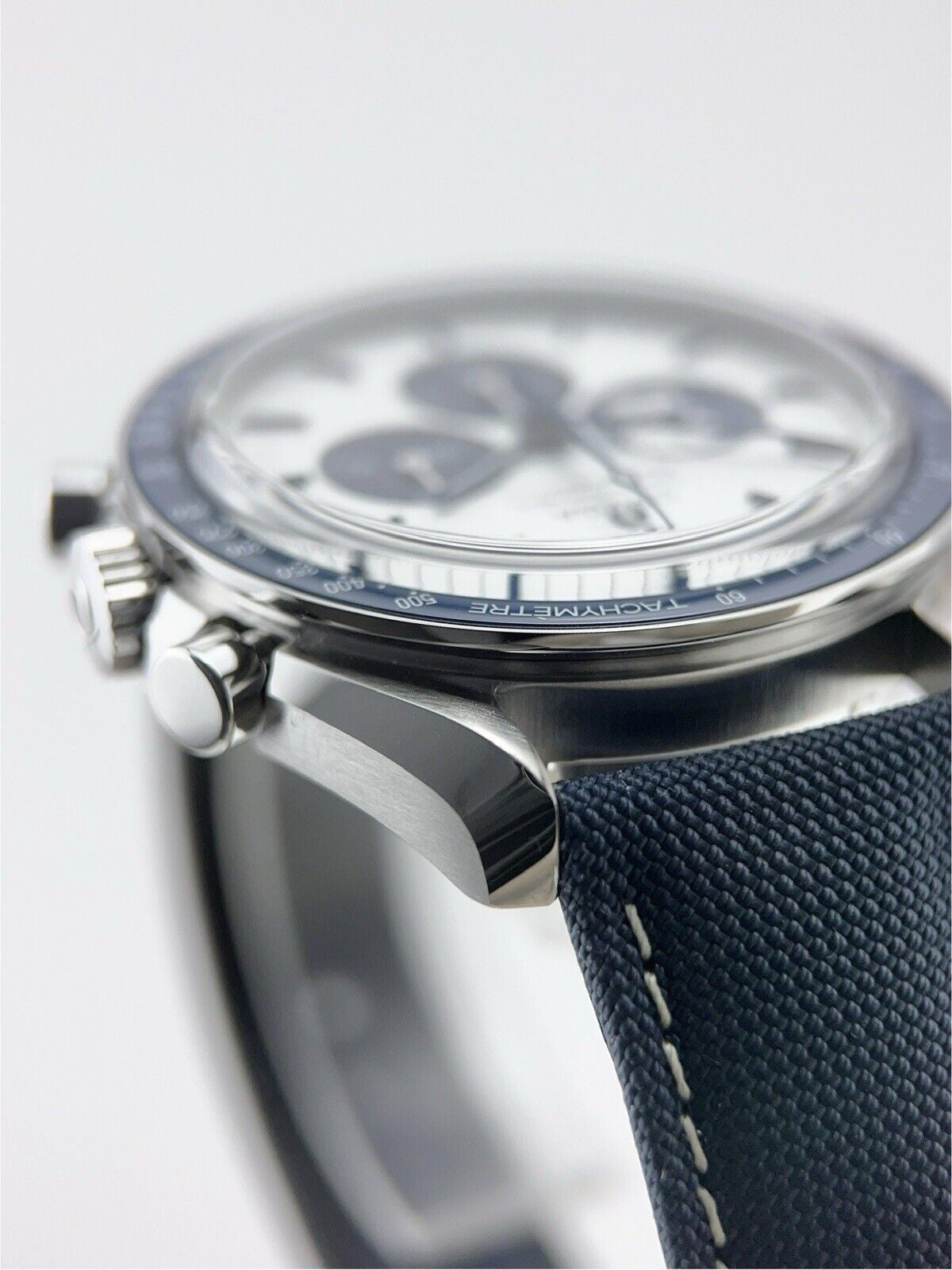 NEW 2025 Omega Speedmaster Snoopy Edition Steel Blue 42mm Manual Men's Watch