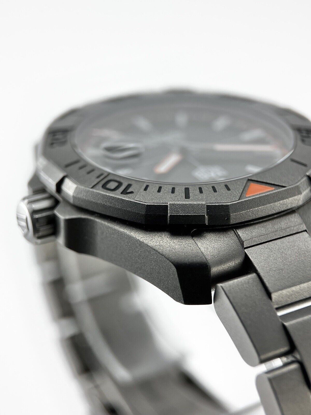 TAG Heuer Aquaracer Bamford Titanium 43mm WAY208F. BF0638 Black Dial Men's Watch