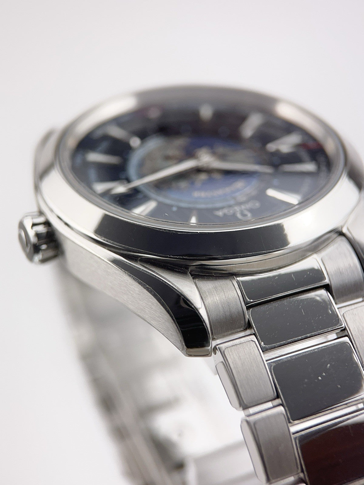 Omega Seamaster Worldtimer 220.10.43.22.03.001