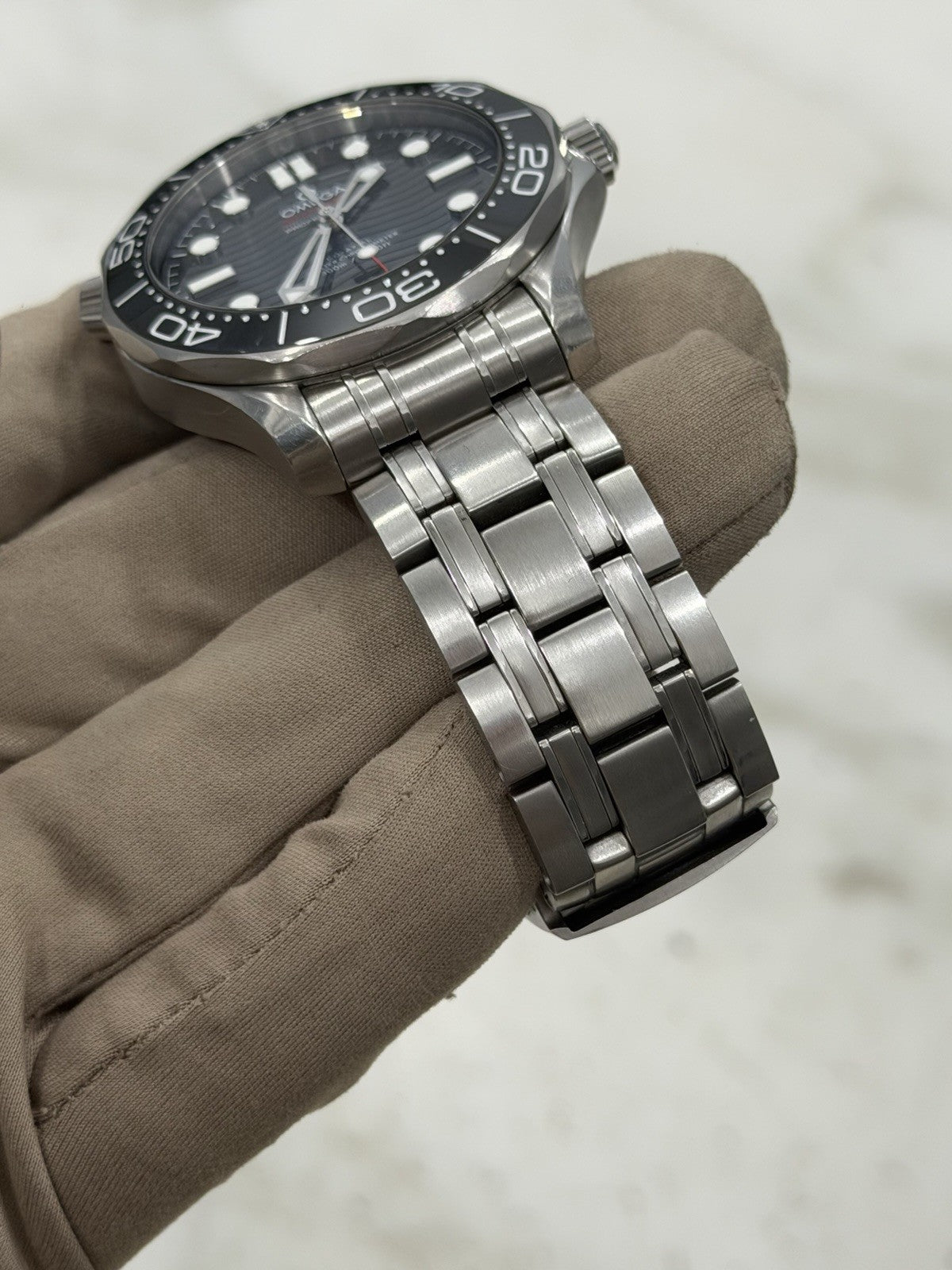 Omega Seamaster Professional 300m Diver Black Ceramic Watch 210.30.42.20.01.001