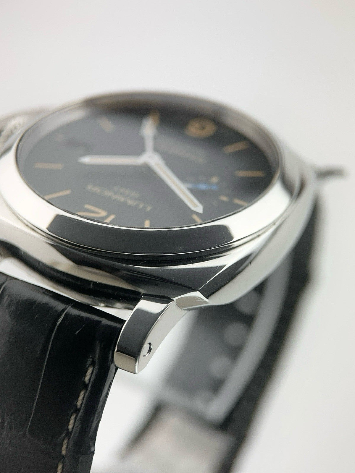 Panerai Luminor Stainless Steel Black Dial 42mm Automatic Men’s Watch PAM01535