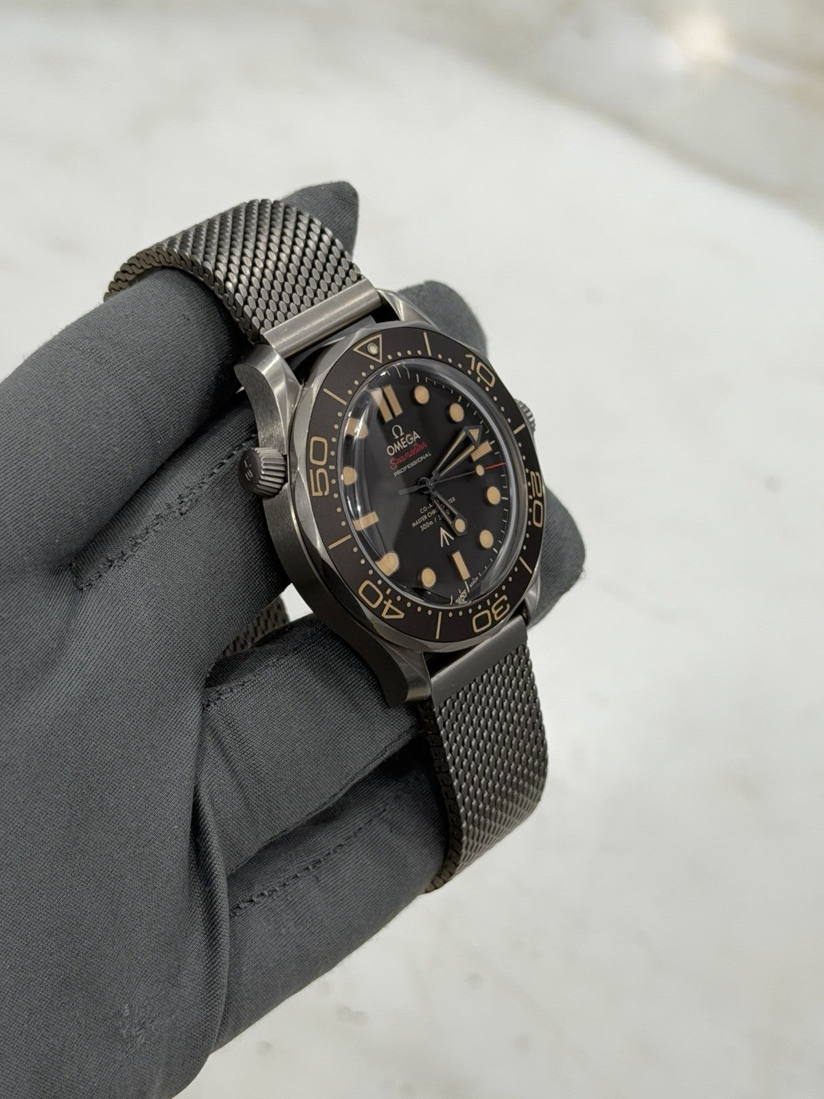 Omega Seamaster NTTD James Bond 007 No Time To Die Watch - 210.90.42.20.01.001