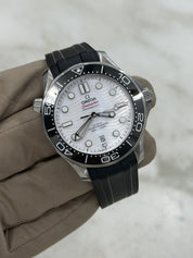 2020 Omega Seamaster Steel White Dial 42mm Automatic Watch 210.32.42.20.04.001