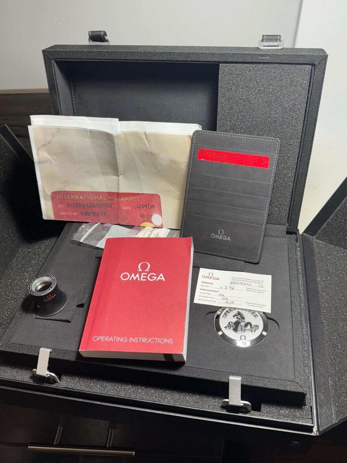 Omega Seamaster Professional Stainless Steel 42mm Manual Wind Men’s Watch