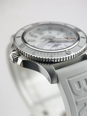 Breitling Superocean Stainless Steel White Dial 36mm Automatic Mens Watch A17316
