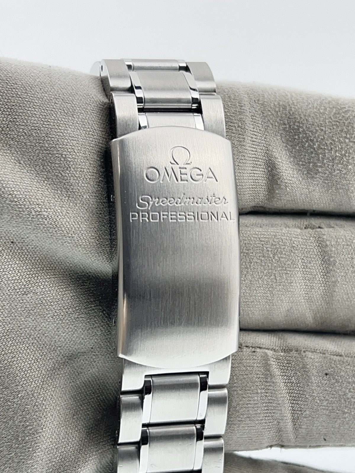 Omega Speedmaster Stainless Steel Black Dial 42mm Manual Wind Mens Watch 3560.50