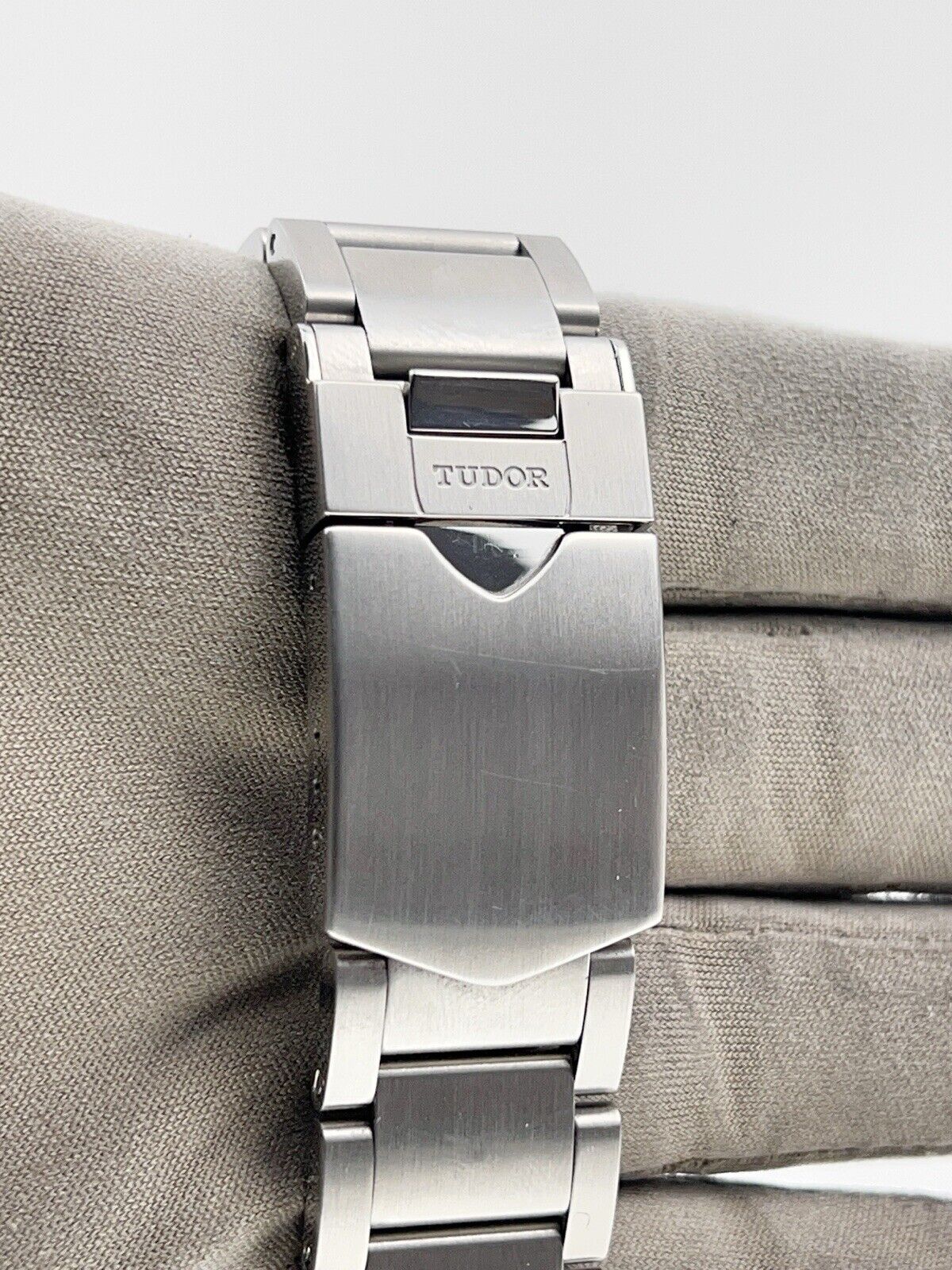 2018 Tudor Heritage Chronograph Steel 42mm Automatic Men’s Watch 70330N