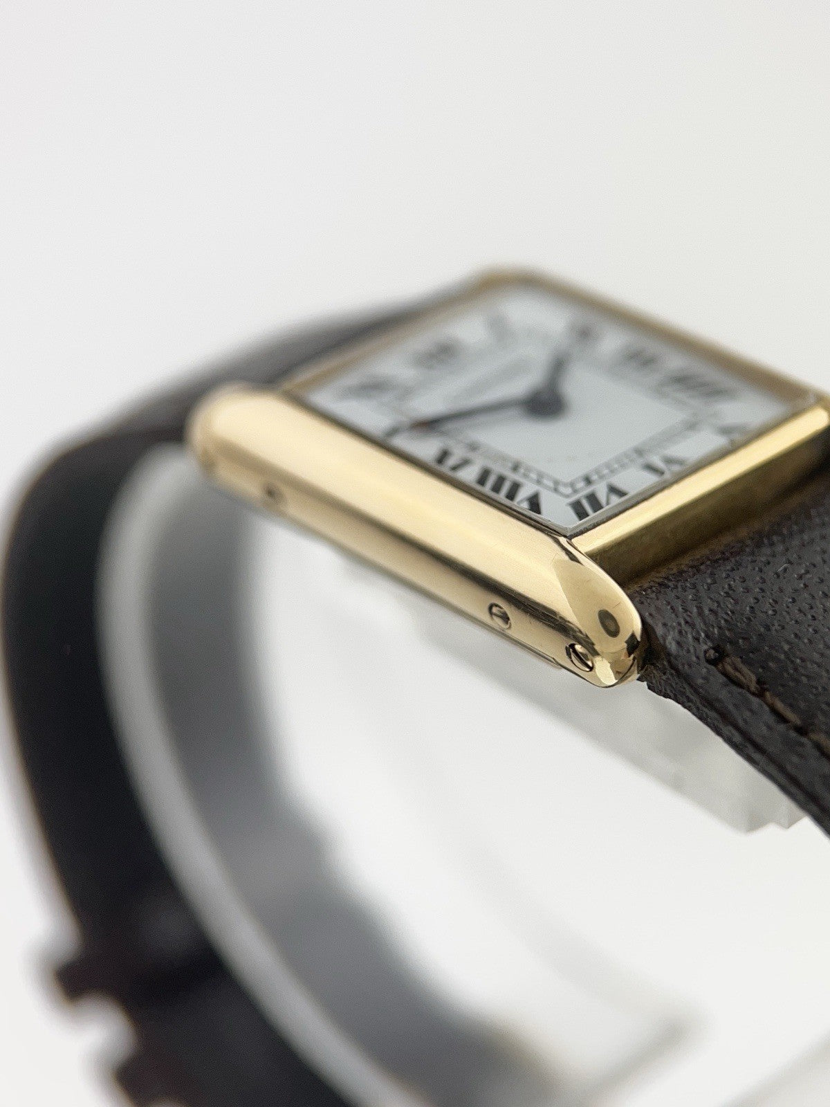 Cartier Tank 18k Yellow Gold White Dial Manual Wind Movement Women’s Watch 6711