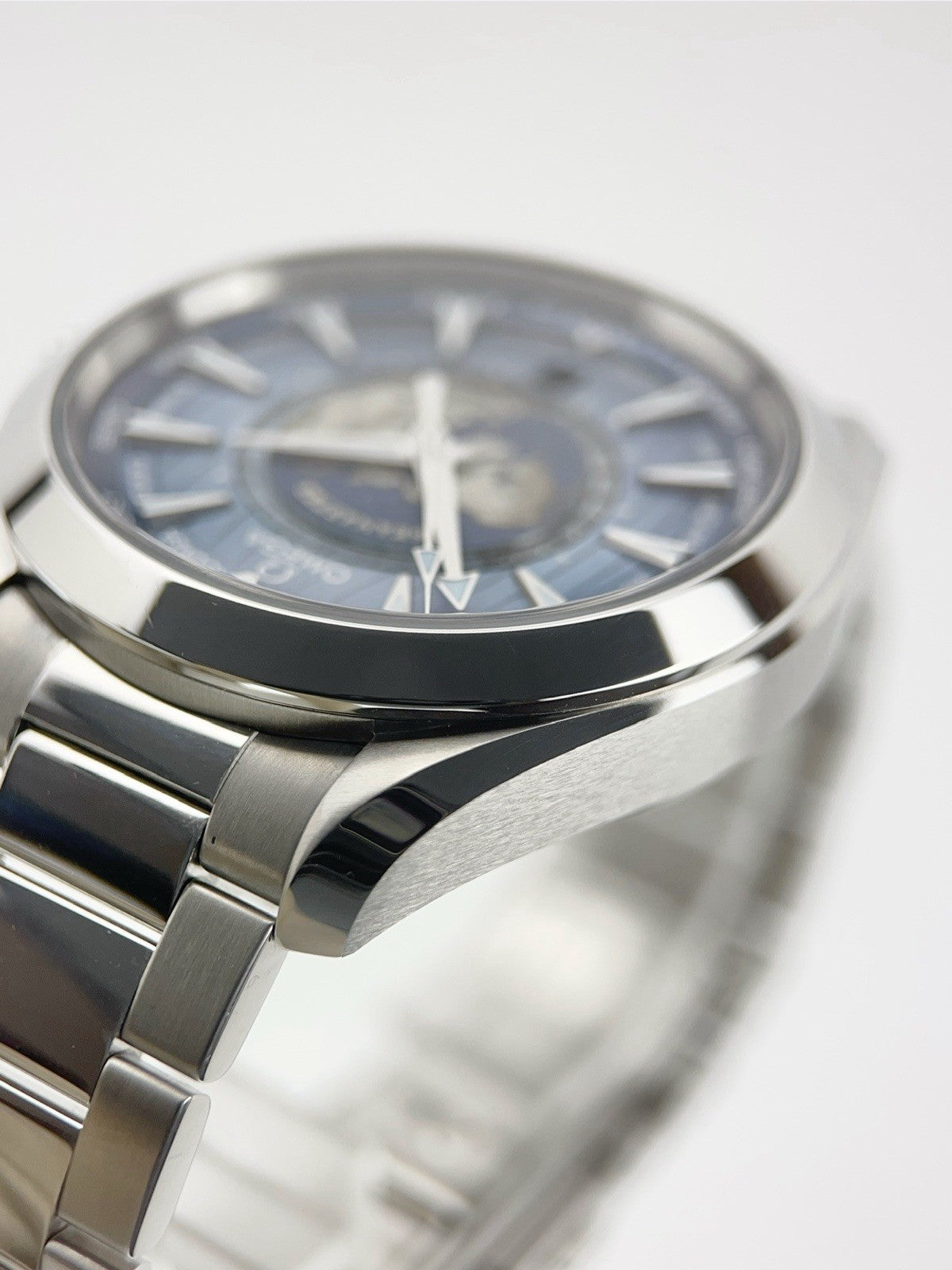 Omega Seamster Summer Blue Dial 220.10.43.22.03.002