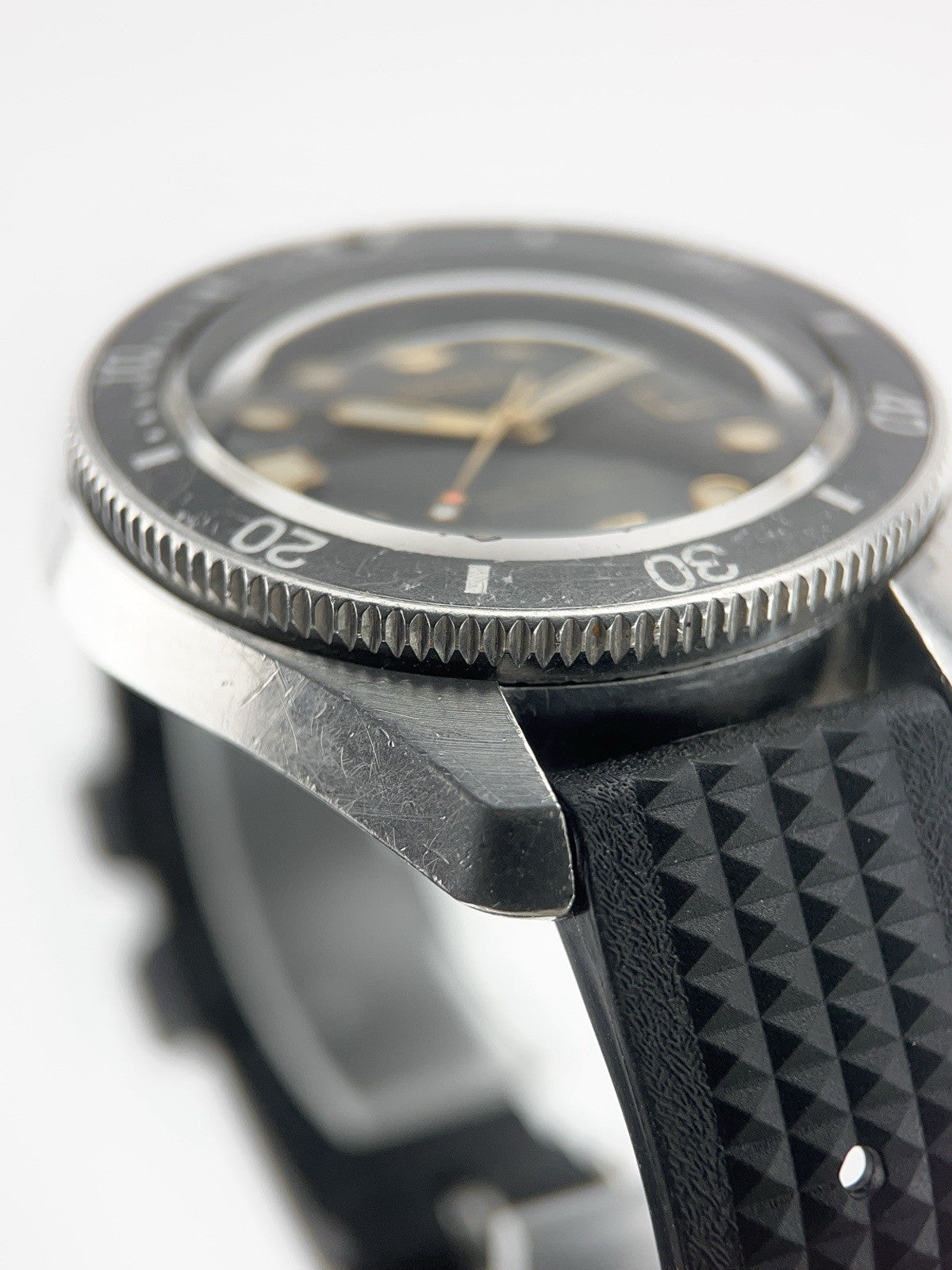 Seiko Automatic Diver 300M Black Dial Vintage Japan Watch 6215-7000
