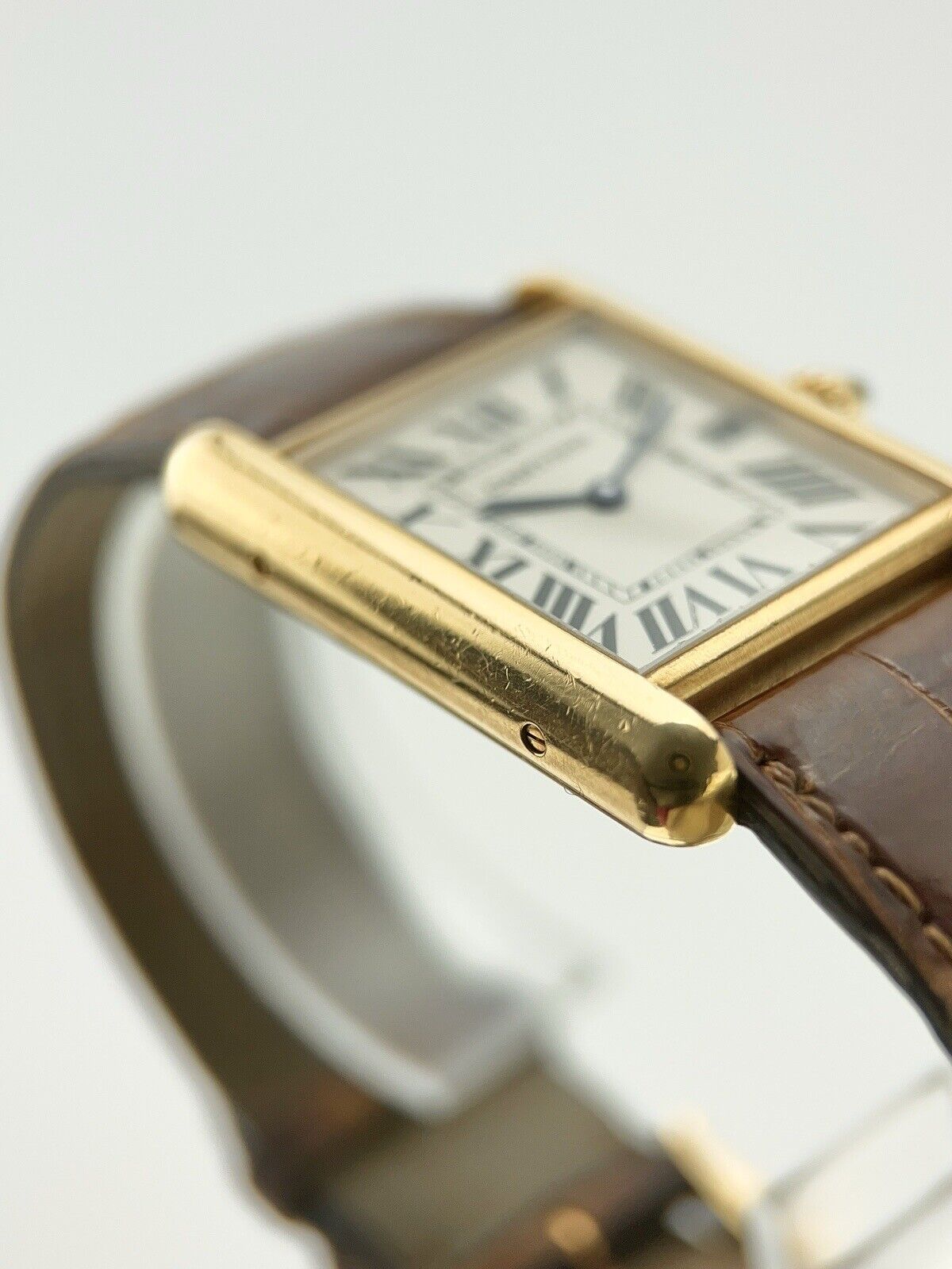 Cartier Tank Louis 18k Yellow Gold 26mm Quartz Movment Watch W1529756