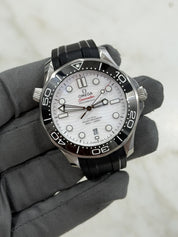 2025 Omega Seamaster Steel White Dial 42mm Auto Mens Watch 210.32.42.20.04.001
