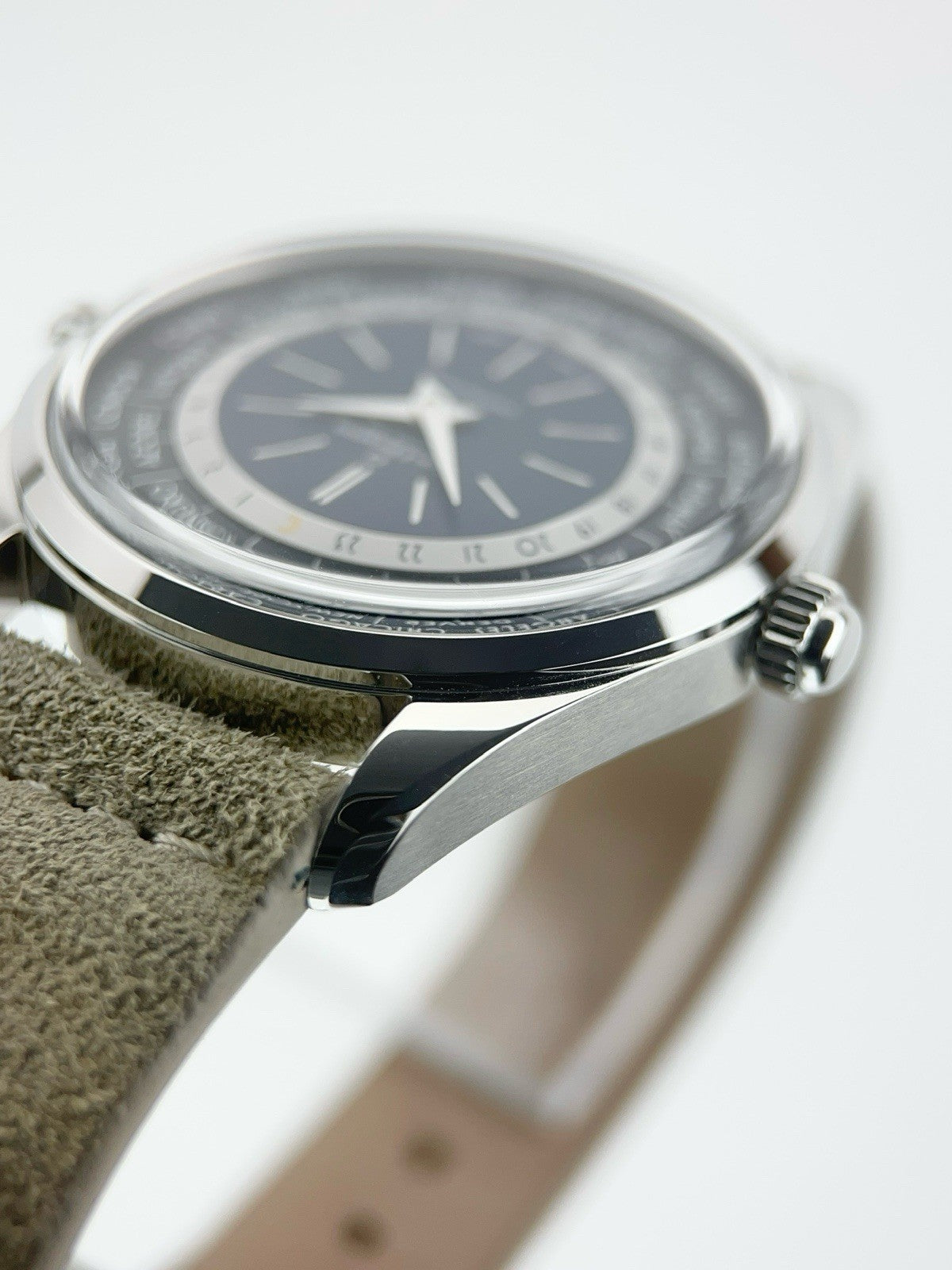 Carl F. Bucherer Heritage Worldtimer Limited Edition For Hodinkee - Box/Papers