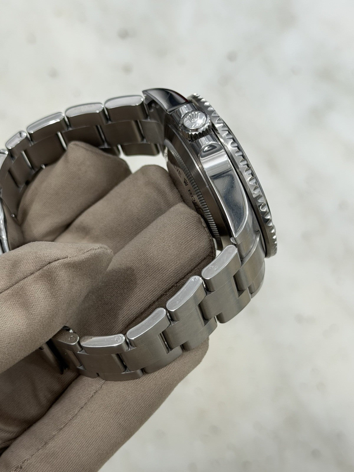 2020 Rolex Sea-Dweller Steel Black Dial 43mm Automatic Mens Watch 126600