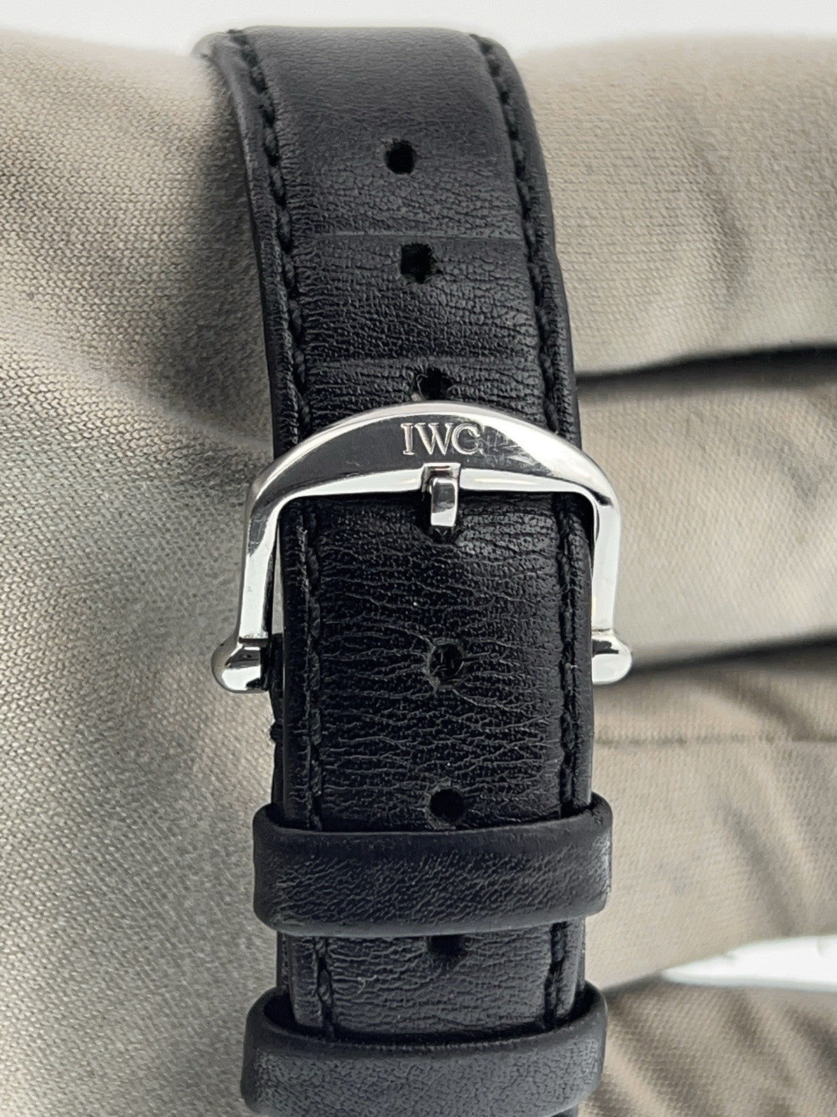 IWC Da Vinci Stainless Steel Black Dial 37mm Quartz Movement Mens IW372810