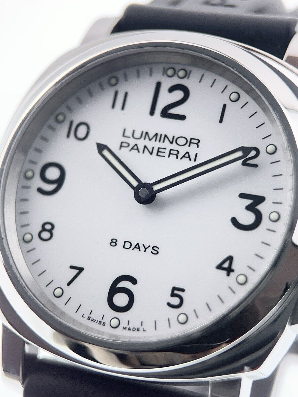 Panerai Luminor Base 8 Days Steel White Dial 44mm Manual Men's Watch PAM00561