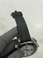 2020 Omega Seamaster Steel White Dial 42mm Auto Men's Watch 210.32.42.20.04.001