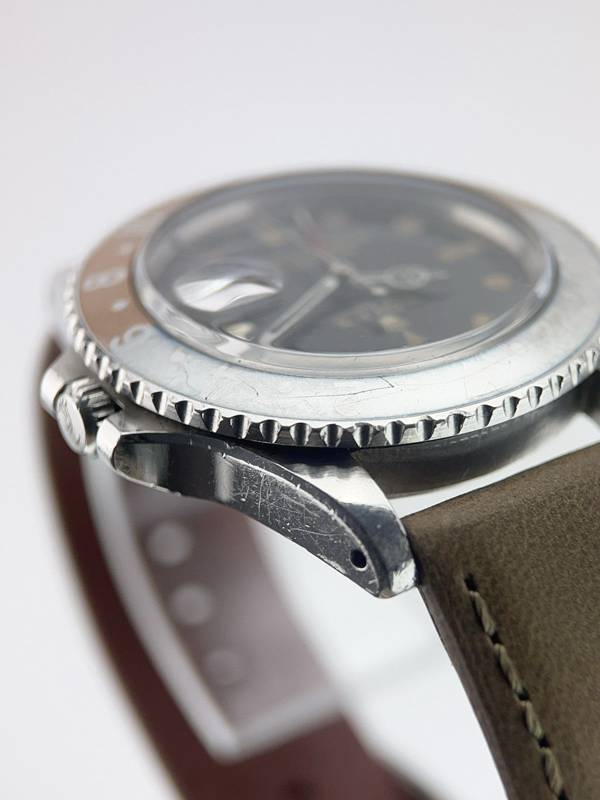 Rolex GMT-Master Gilt Stainless Steel Black Dial 40mm Automatic Men’s Watch 1675