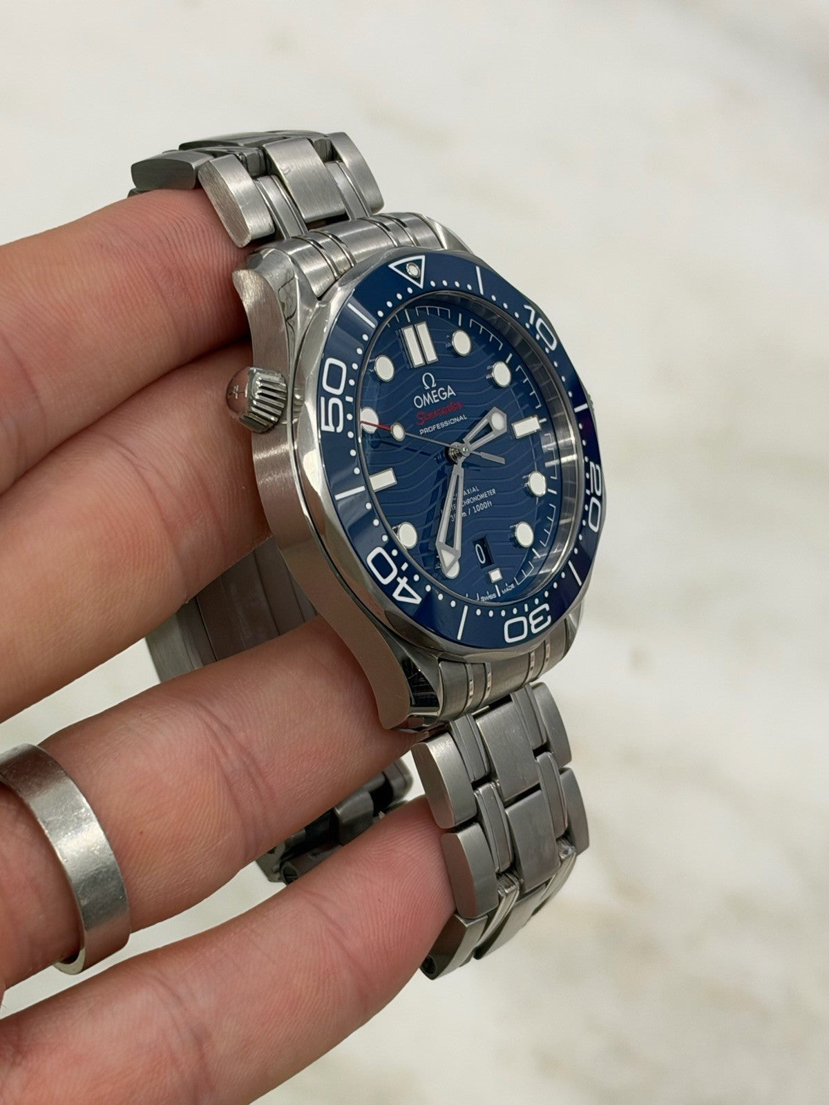 Omega Seamaster Wave 300m Diver Blue Ceramic Men's Watch 210.30.42.20.03.001
