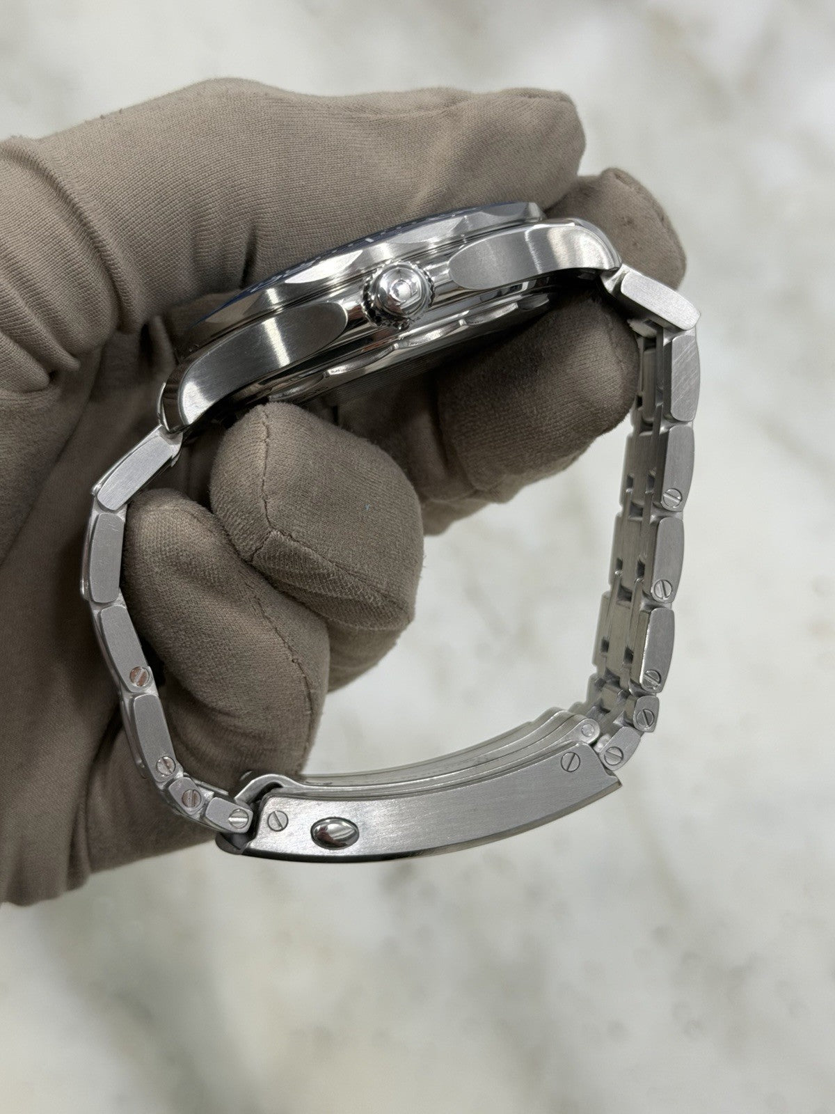 2026 SERVICE Omega Seamaster Date 300m Diver Blue Watch 210.30.42.20.03.001