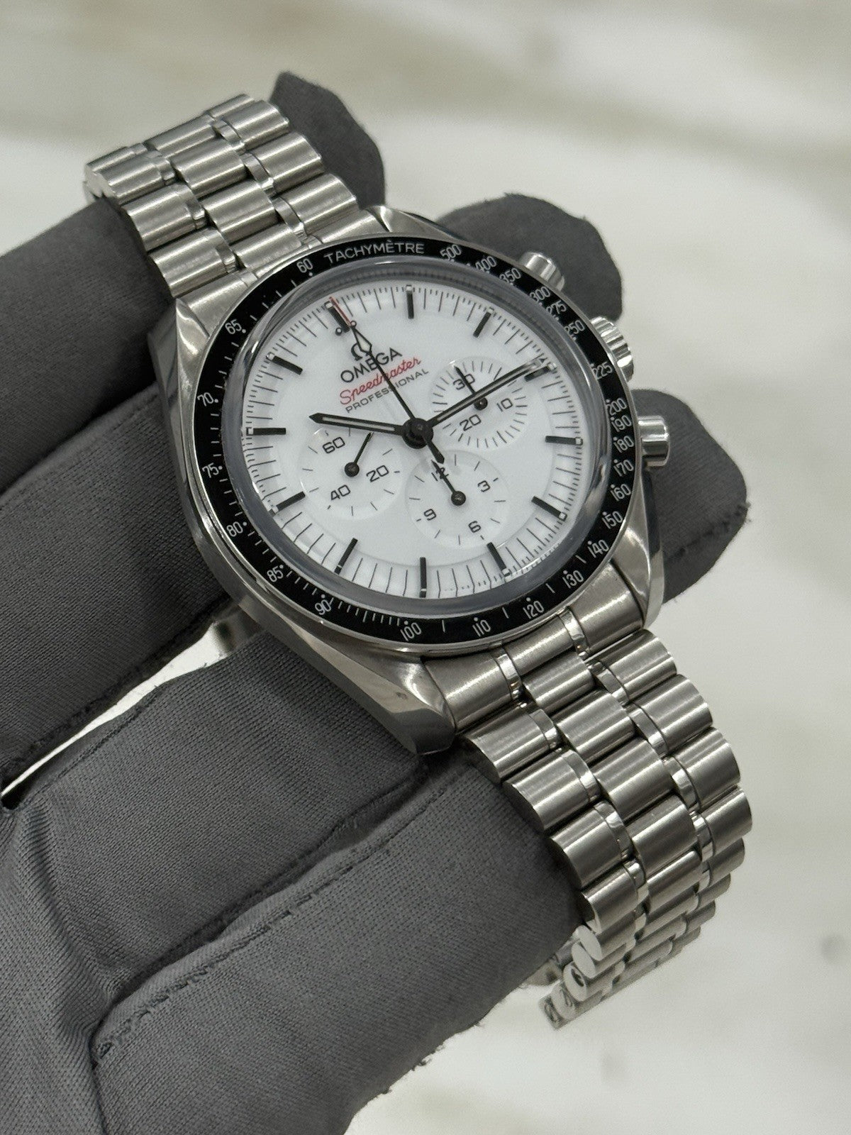 Omega Speedmaster White Dial 42mm Manual Wind Men's 310.30.42.50.04.001
